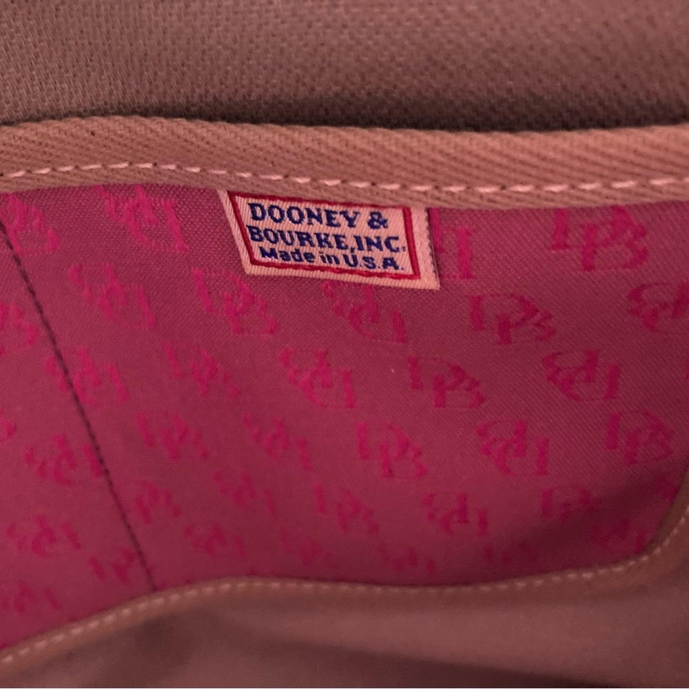 Vintage Dooney&Burke tote Handbag Pink with Logo Canvas and Dual Leather Handles - Picture 12 of 16